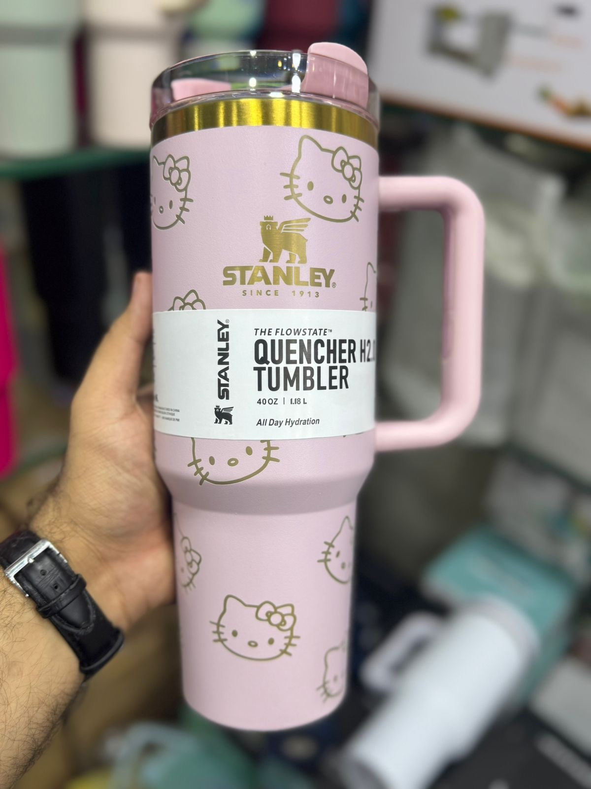 ✨ Stanley Quencher H2.0 Tumbler – Hello Kitty Edition 💖